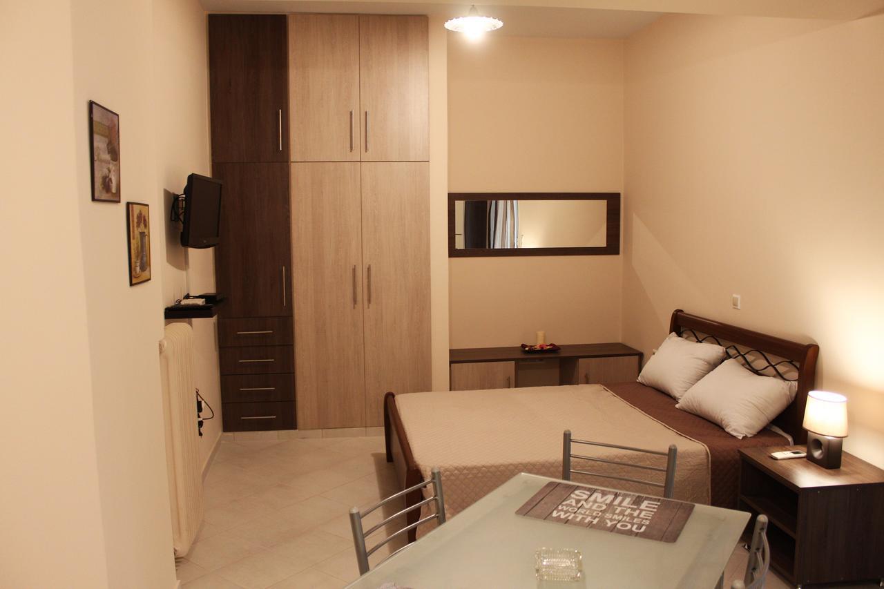 Studio In Pagkrati Apartament
